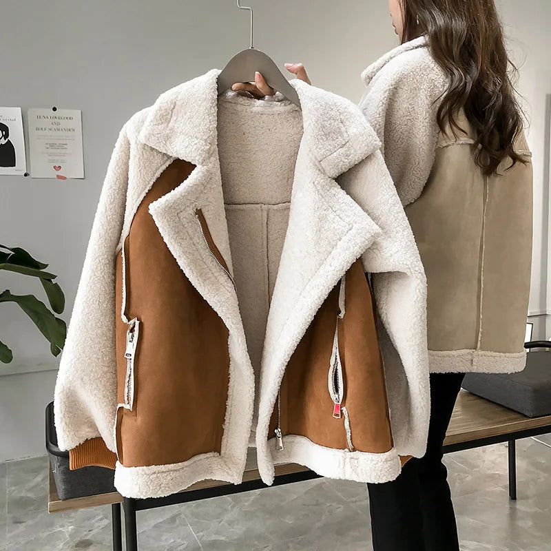 Winter 2023 New Loose Fur Integrated Coat Women's Short Lamb Fleece Motorcycle Jacket